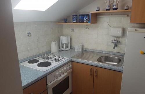 Slatine Apartment | Apartment in Slatine with sea view, terrace, air conditioning, WiFi 5147-1