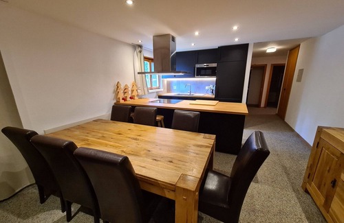 Sion Apartment | Apartment in Veysonnaz with valley view