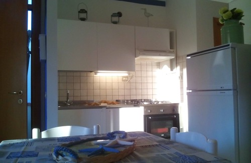 Marcelli House | Apartment in Villetta Passione Marinara near the sea, Terrace, parking space