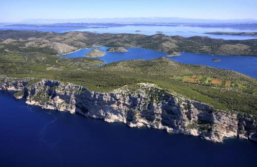 Zaton Apartment | Apartment in Zaton (Zadar) with Terrace, Air conditioning, Wi-Fi, Washing machine (4814-6)