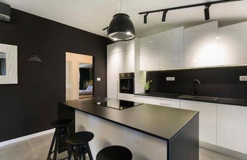Mejasi Apartment | Apartment Joy heated pool