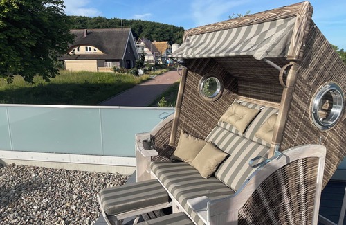 Lohme Apartment | Apartment Kastella - roof terrace. Panoramic view. Dogs allowed.