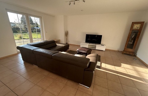 Kroeslin Apartment | Apartment 'Kröslin' with Private Terrace, Private Garden and Wi-Fi