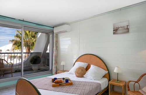 Le Couchant Apartment | Apartment La Calypso-5 by Interhome