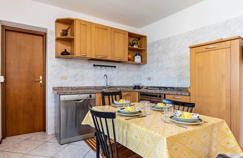 Levico Terme Apartment | Apartment "La Coccola di Giovanni" with Mountain View, Garden & A/C