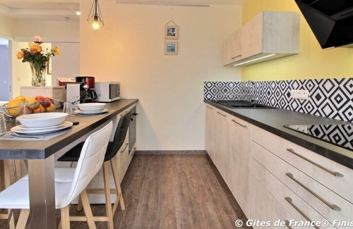 Locmaria-Plouzane Apartment | Apartment 'La Maison Bleue' with Private Terrace, Shared Garden and Wi-Fi