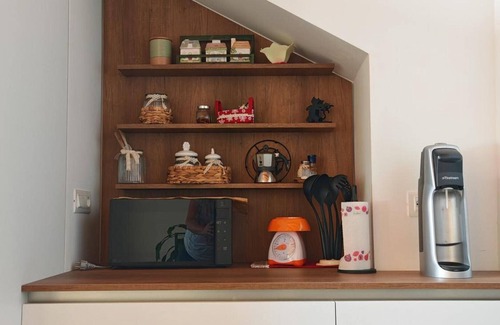 Voltri Apartment | Apartment 'La Mansarda Di Crevari' with Sea View, Wi-Fi and Air Conditioning