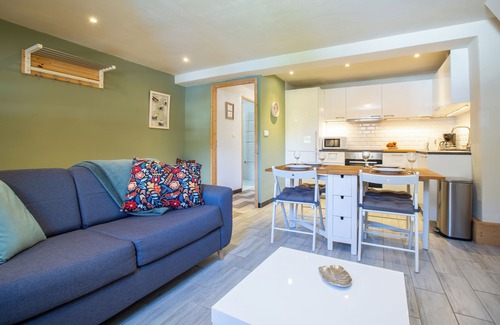 Le Biot Apartment | Apartment la Moille, 2 bed apartment close to Morzine