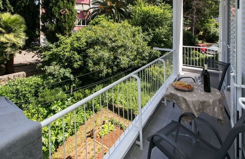 Lapad Apartment | Apartment Lapad Bay- Luxury Two-Bedroom Apartment with Balcony(Black-Ivanišević)