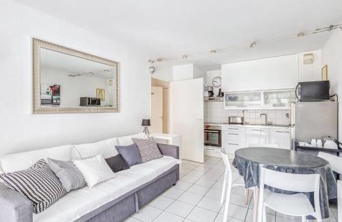 Frejus Port Apartment | Apartment Le Cesarée-5 by Interhome