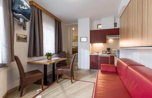 Stumm Apartment | Apartment Lechners Wohnwelt-1 by Interhome