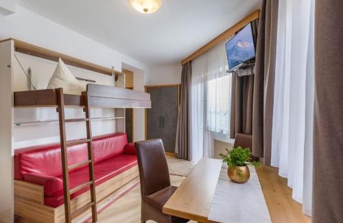 Stumm Apartment | Apartment Lechners Wohnwelt-1 by Interhome