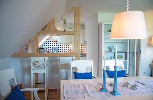 Ellenberg Apartment | Apartment Lieschenhüs with Schleiblick, sea view on the 1st floor with two bedrooms. Ideal for families and couples with pets!