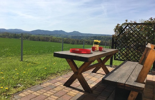 Porschdorf Apartment | Apartment "Liliensteinblick" with 80 sqm & panoramic view
