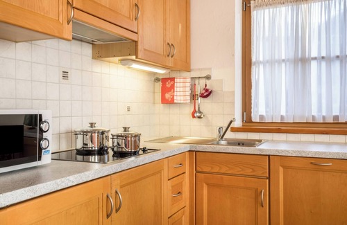 Corvara in Badia Apartment | Apartment 'Lisüra Boè' with Mountain View and Wi-Fi