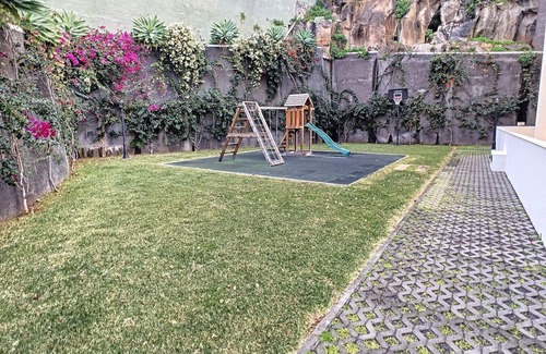 Santa Maria Maior Apartment | Apartment Lotus by LovelyStay