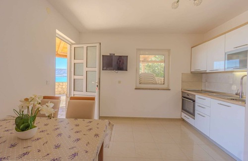 Zubovici Apartment | Apartment Marva 1 with sea view and free air conditioning