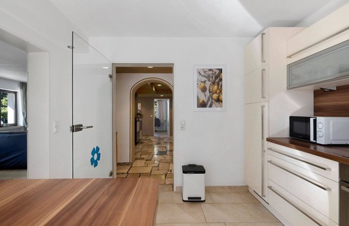Albstadt Apartment | Apartment 'Mayer' with Private Terrace, Shared Garden and Wi-Fi