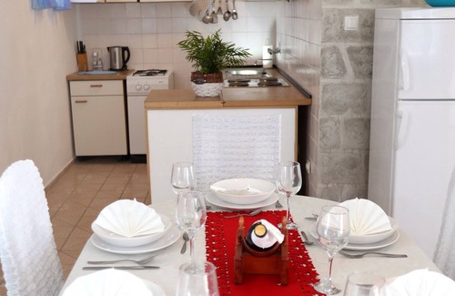 Drvenik Mali Apartment | Apartment Meri