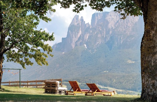 Renon Apartment | Apartment 'Moarhof In Siffian' with Mountain View, Shared Garden and Wi-Fi