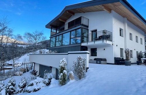 Terento Apartment | Apartment 'Mountain Stay Sunset' with Mountain View, Private Terrace and Wi-Fi