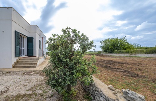 Otranto Apartment | Apartment 'Muma 2' with Private Terrace, Wi-Fi and Air Conditioning