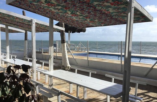Maria Farinha Apartment | Apartment n01 front/sea view, ground floor, two suites in Solar Maradentro.