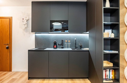 Pinzolo Apartment | Apartment 'New Boutique' with Mountain View and Wi-Fi
