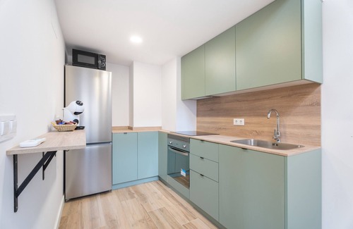 Nou Moles Apartment | Apartment 'Nou Moles' with Wi-Fi and Air Conditioning