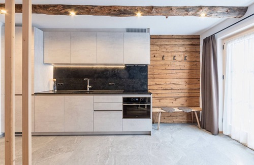 Prateria Apartment | Apartment 'Obermarhof Apt Almrose' with Mountain View, Shared Garden and Wi-Fi