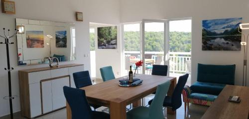 Vrboska Apartment | Apartment Penthouse by the sea
