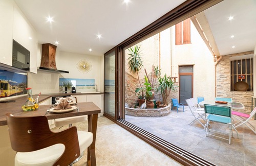 Rivesaltes Apartment | Apartment 'Plaisir Des Pierres' with Private Terrace and Wi-Fi