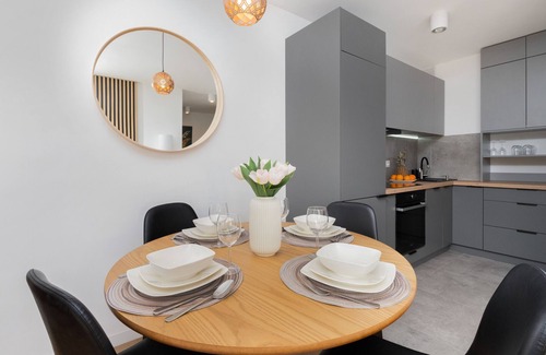 Wzgorze Swietego Maksymiliana Apartment | Apartment Polanka Redlowska by Renters