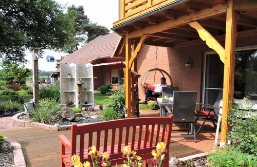 Lohhof Apartment | Apartment-Private Bathroom-Bootsmann