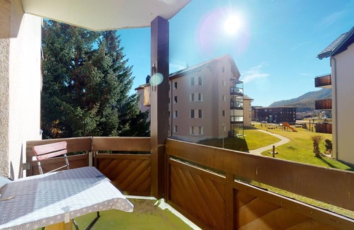 Samedan Apartment | Apartment Promulins B4