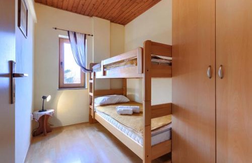 Valdebek Apartment | Apartment Ruža 2 by Interhome