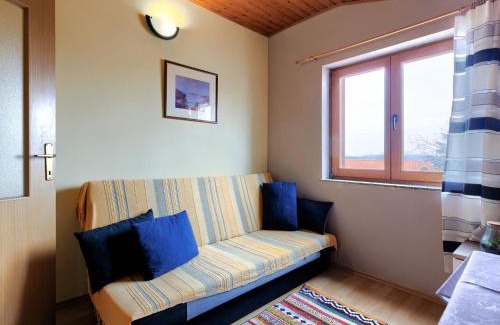 Valdebek Apartment | Apartment Ruža 2 by Interhome