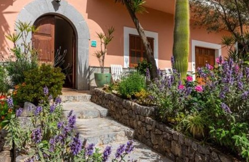 Puerto de Soller Apartment | Apartment Sol 2 - Three Bedroom Apartment, Sleeps 6