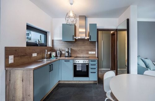 Rotha Apartment | Apartment 'Sonnenwind Am Hainer See' with Lake View and Wi-Fi