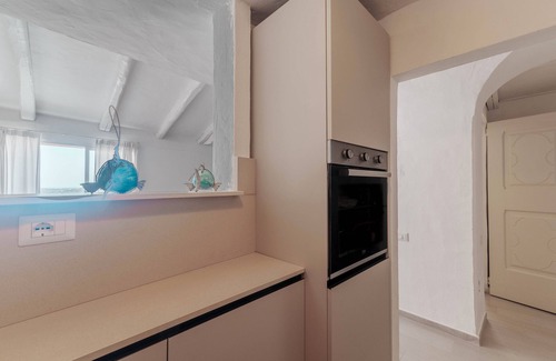 Liscia di Vacca Apartment | Apartment 'Spinnaker' with Sea View, Wi-Fi and Air Conditioning