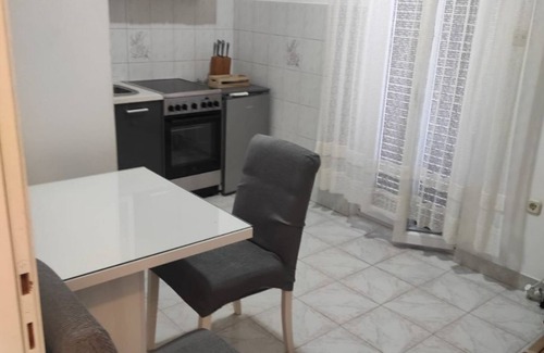 Cove Rogacic Apartment | Apartment Tenara (10208-A1) - Vis - island Vis