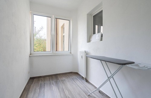Gera Apartment | Apartment 'Theater' with Wi-Fi