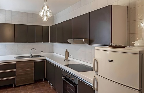 Consiglio di Rumo Apartment | Apartment 'Very Elegant Historic F2' with Lake View, Wi-Fi and Air Conditioning