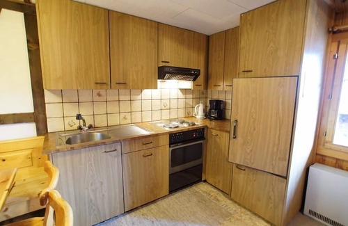 Sedrun Apartment | Apartment with a view of the mountains