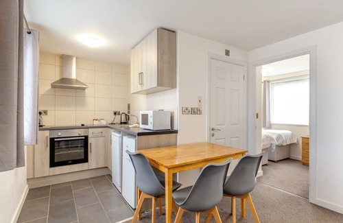 Hele Condo | Apartment With Access to Pool, Spa & Soft Play