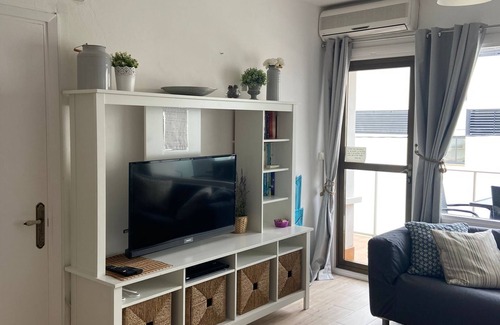 Puerto de Pollensa Apartment | Apartment with Wifi/air con. Next to beach and Il'l a Dor hotel.