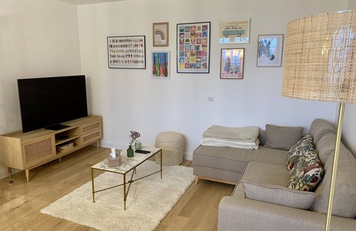 Villers-sur-Mer Apartment | Apartment with swimming pool - near train station