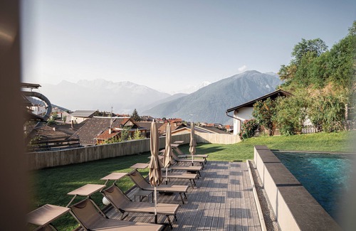 Burgusio Apartment | Apartment with use of swimming pool and saunas