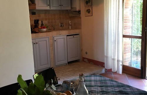 Piegaro Apartment | Apartment with private garden and infinity pool, perfect for daily town trips