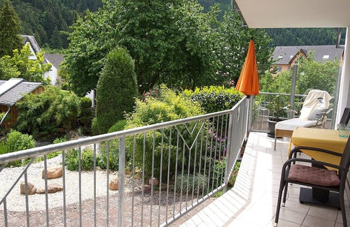Traben-Trarbach Apartment | Apartment with Terrace, dogs welcome, close to the city centre
